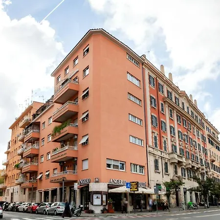 Cavalleggeri House-2